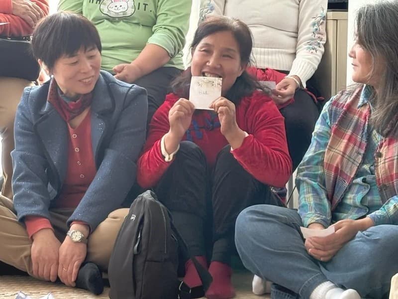 家政姐妹相聚交流